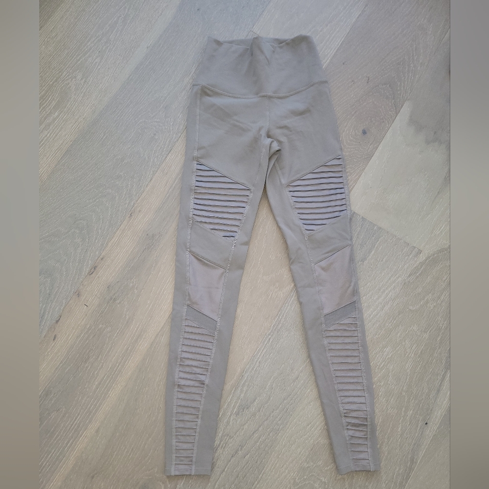 Alo taupe moto leggings
